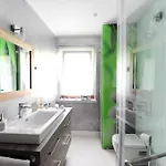 Apartment Feel Good Penthouse With Jacuzzi