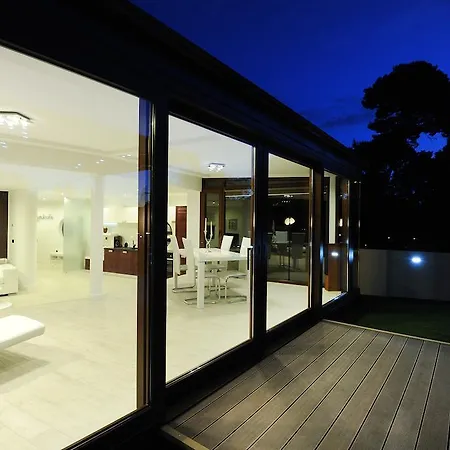 Lejlighed Feel Good Penthouse With Jacuzzi Zadar