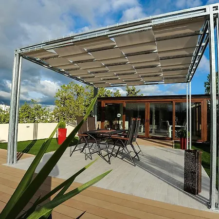 Feel Good Penthouse With Jacuzzi * Zadar