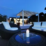 Апартаменти Feel Good Penthouse With Jacuzzi Задар