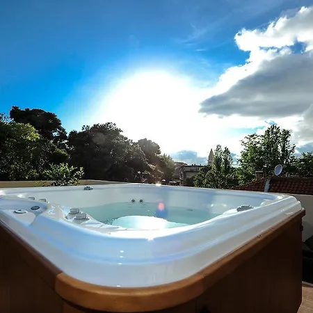 Feel Good Penthouse With Jacuzzi Διαμέρισμα