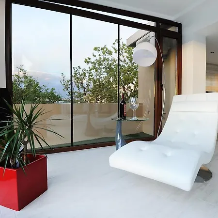 Feel Good Penthouse With Jacuzzi アパート *