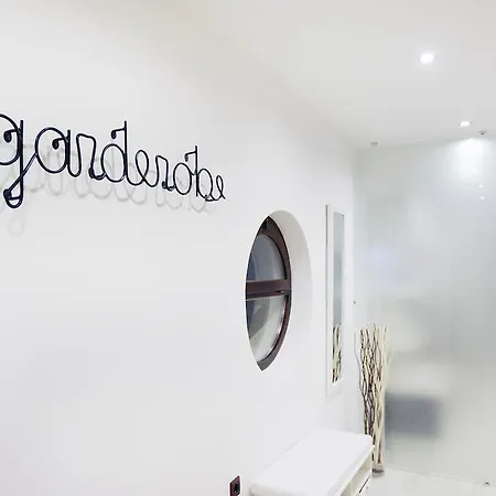 Feel Good Penthouse With Jacuzzi Διαμέρισμα