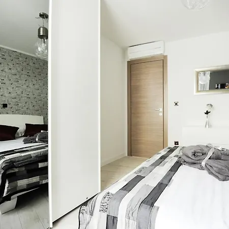 Feel Good Penthouse With Jacuzzi