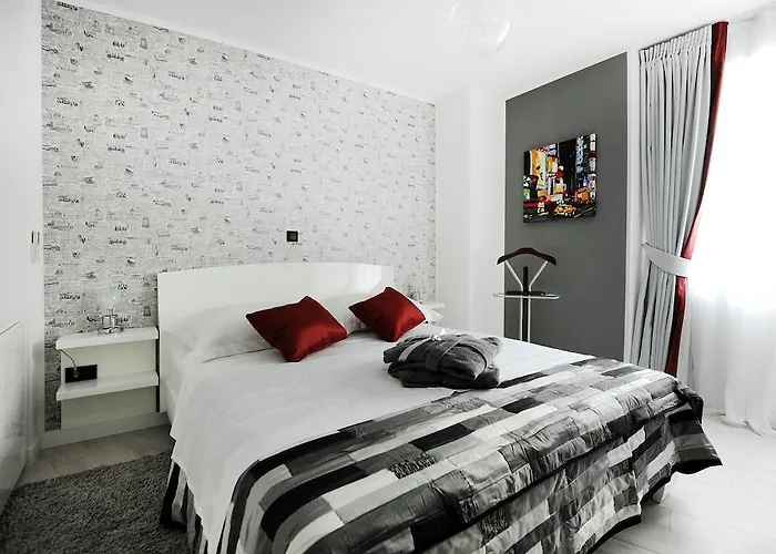 Feel Good Penthouse With Jacuzzi